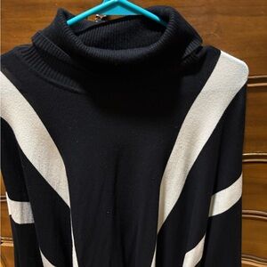Alfani Black and Cream Turtleneck Sweater